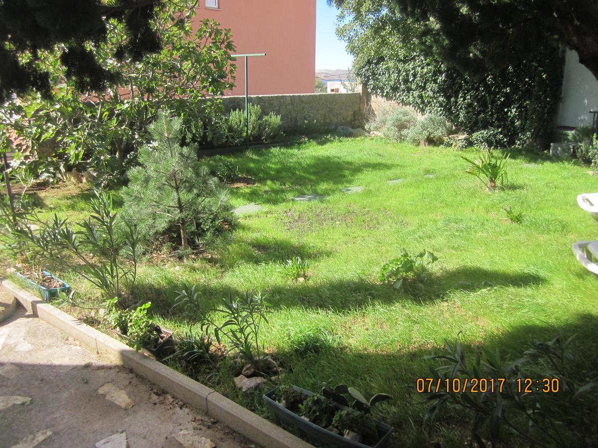 Danica Apartment Karlobag Bagian luar foto