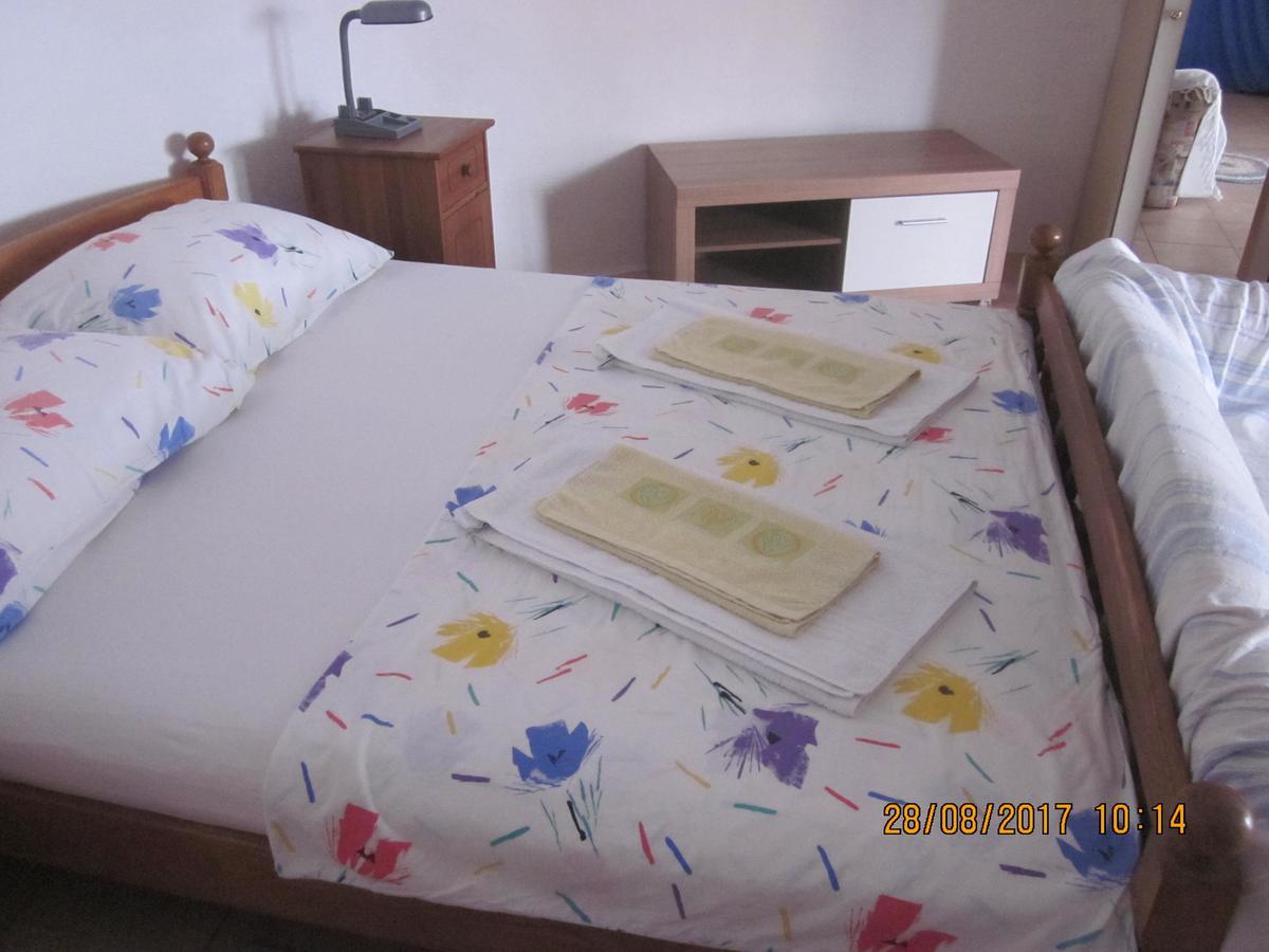 Danica Apartment Karlobag Bagian luar foto